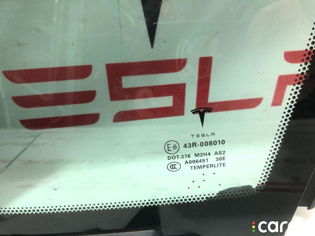 1051821-00-E стекло кузовное правое Tesla Model S 2013г. - фото №4