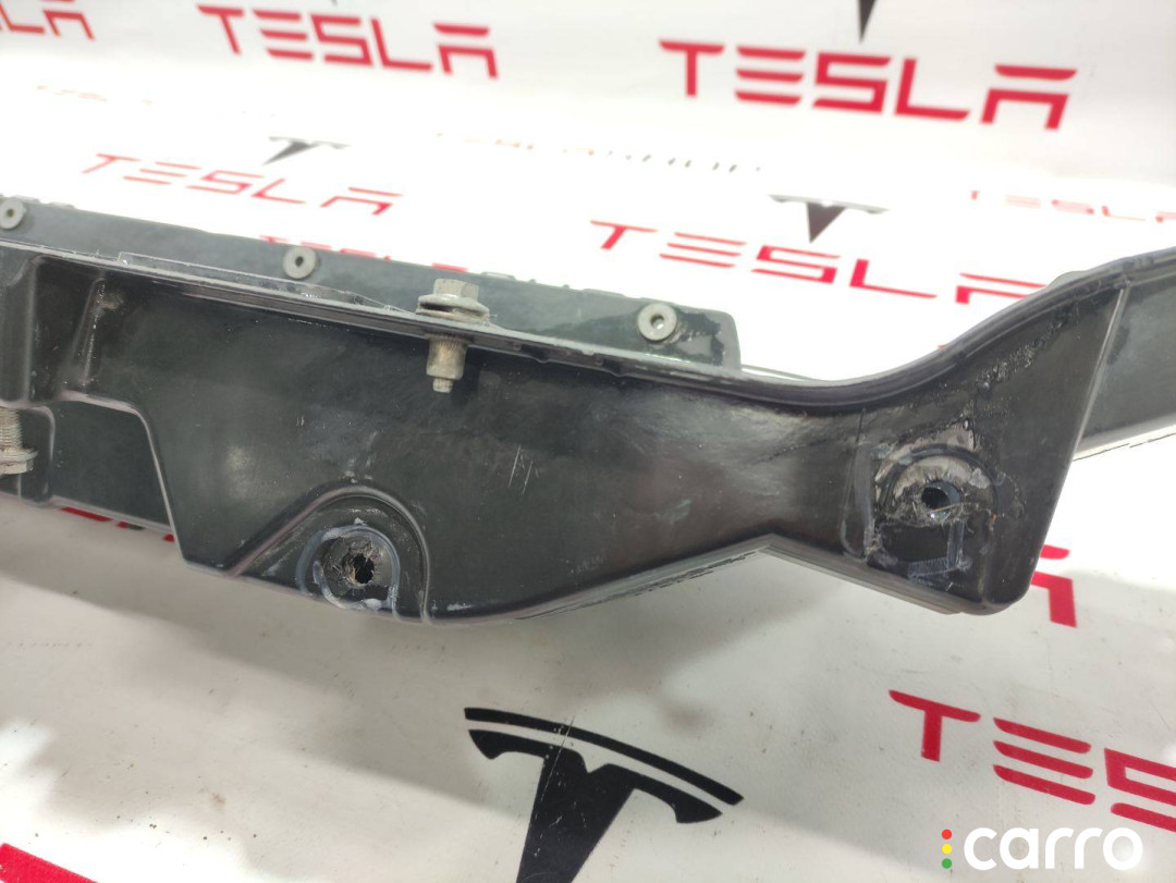1035176-00-G передняя панель (телевизор) Tesla Model X 2018г. - фото №4
