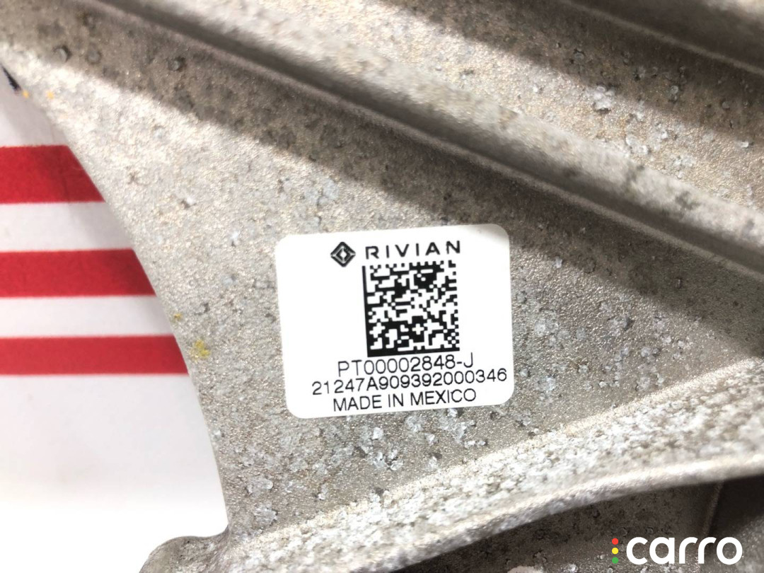 PT00043513-F, PT00043514-F, PT00046119-F, PT00155838-D, PT00002848-J кронштейн двигателя Rivian R1T 2022г. - фото №3