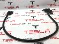 600959300D Уплотнитель передней двери Tesla Model S - фото №2