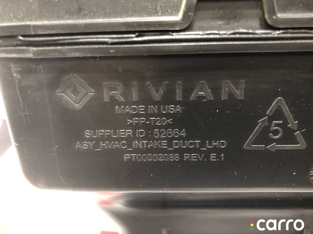 PT00001843, PT00002088 Корпус воздушного фильтра Rivian R1T 2022г. - фото №4