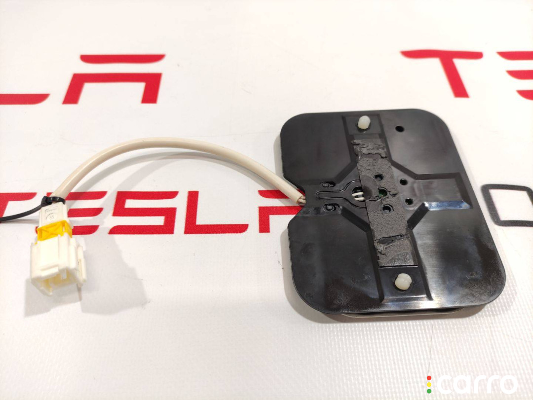 1005778-00-B Сиденье заднее Tesla Model S - фото №3