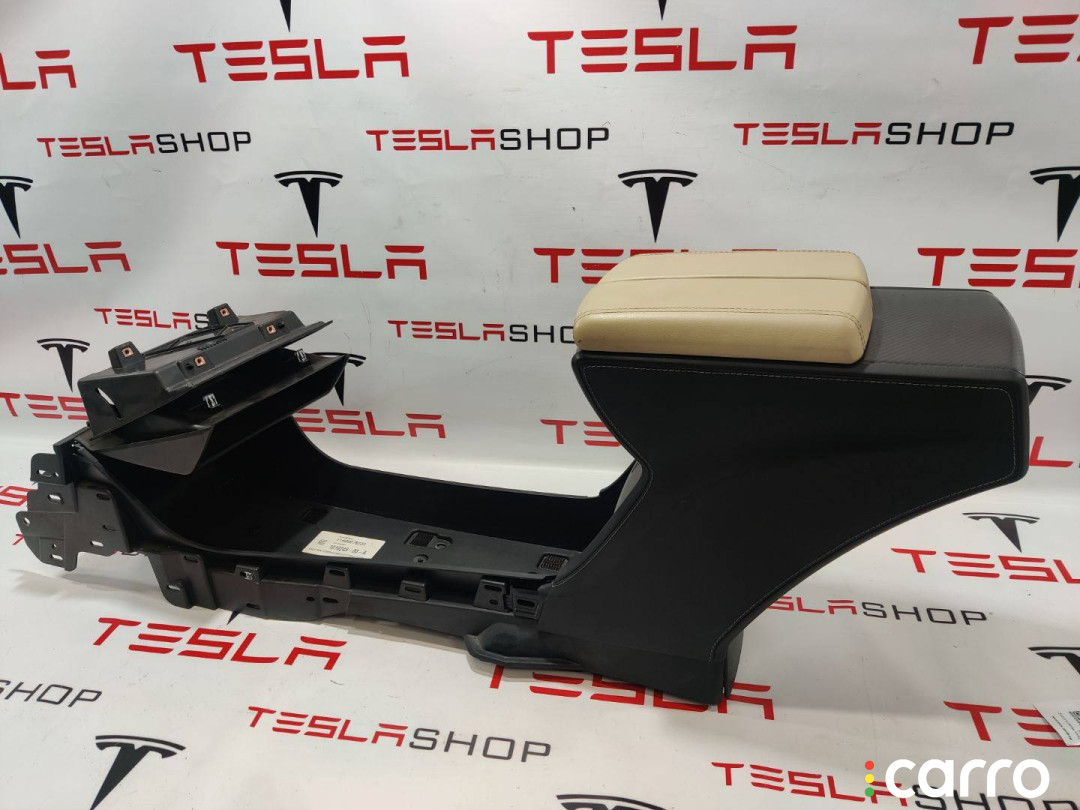1010249-00-A Центральная консоль Tesla Model S - фото №1