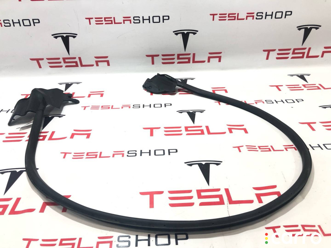 600959400D Уплотнитель передней двери Tesla Model S - фото №1