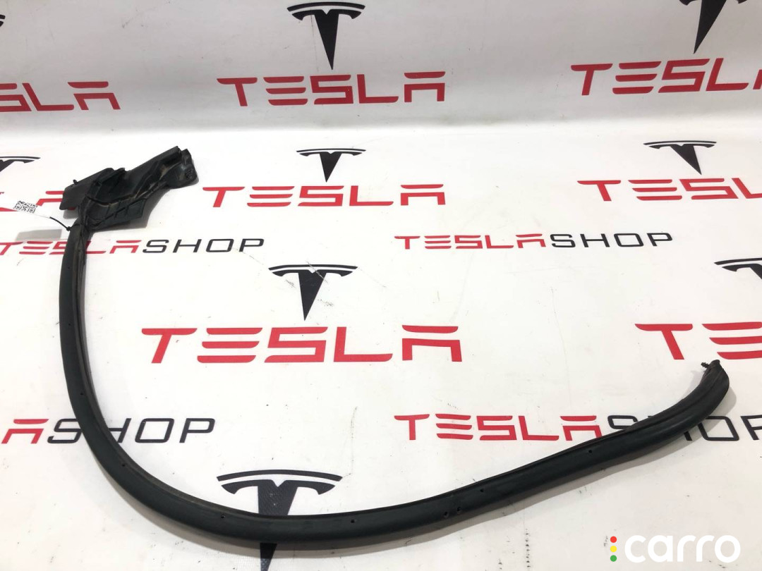 600959600D Уплотнитель задней двери Tesla Model S - фото №1