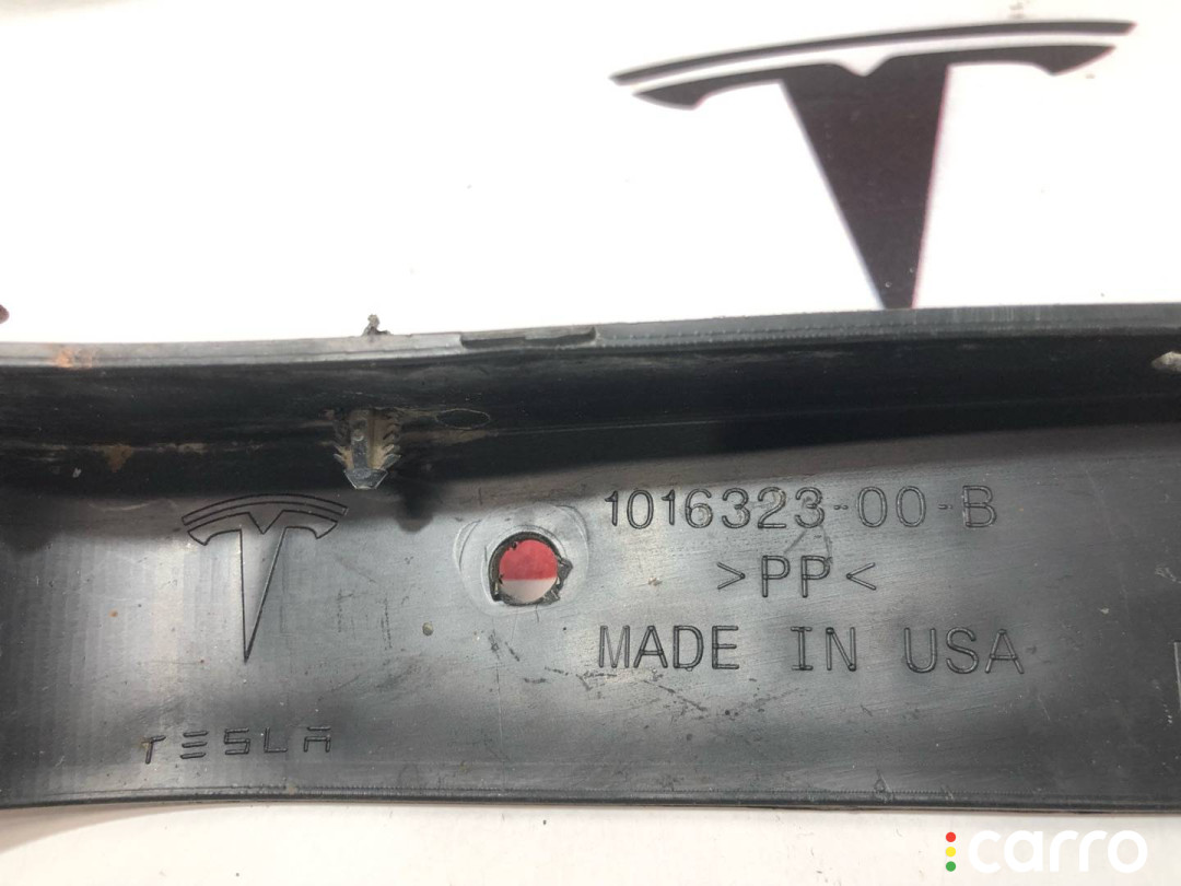 1016323-00-C Кронштейн крепления подкрылка заднего левого Tesla Model S - фото №4