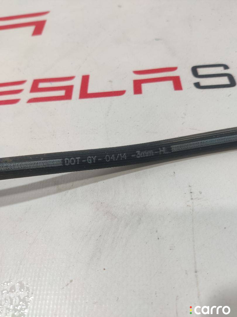 1088733-00-C Шланг тормозной заднего правого Tesla Model S - фото №2