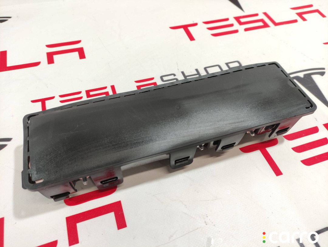 1005260-00-H Подушка безопасности коленная Tesla Model X 2018г. - фото №1