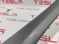 1037904-00-E, 1037905-00-E Накладка крышки багажника Tesla Model X 2018г. - фото №2