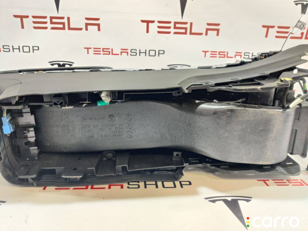 1516036-00-B, 1536685-00-B Центральная консоль Tesla Model Y - фото №4