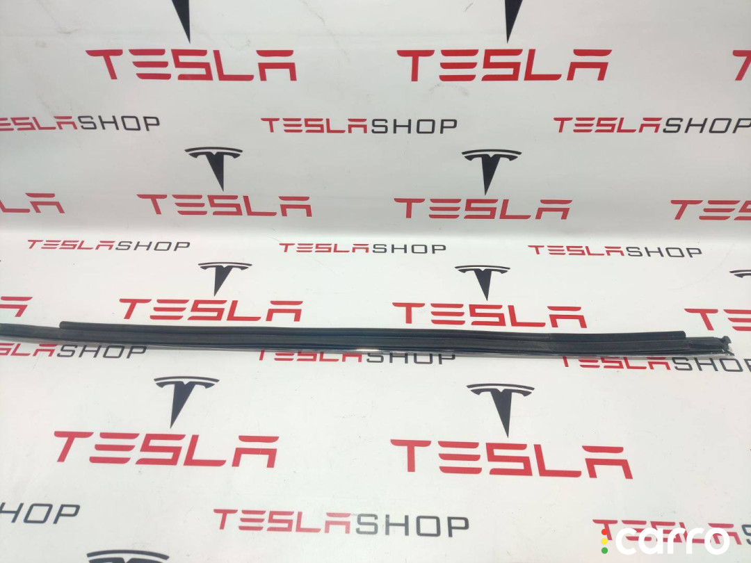 1032167-88-D, 1032175-00-C молдинг двери задней левой Tesla Model X 2018г. - фото №2