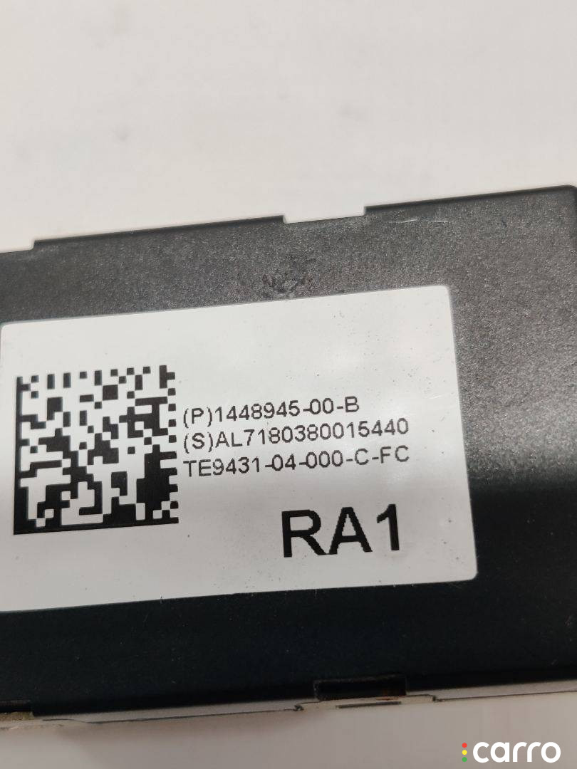 1448945-00-B усилитель антенны Tesla Model X 2018г. - фото №3