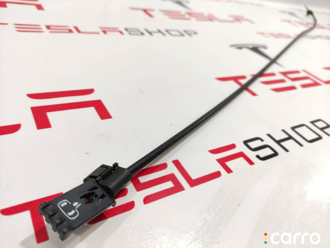 600891199D, 6008914-99-D Трос замка двери Tesla Model S - фото №1