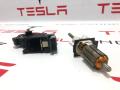 102882100C моторчик стеклоподъемника задний правый Tesla Model X 2018г. - фото №2