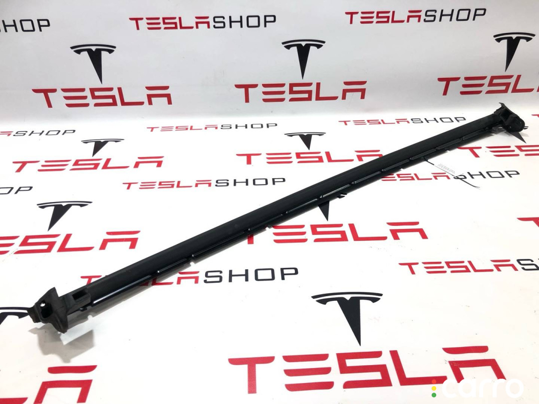1072080-00-B, 1072080-80-D уплотнитель задний правый Tesla Model X 2018г. - фото №2