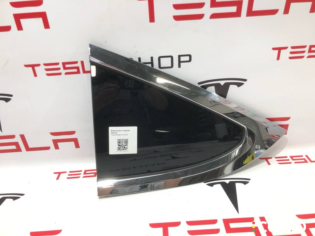 1034906-80-F Форточка в заднее крыло Tesla Model X 2018г. - фото №1