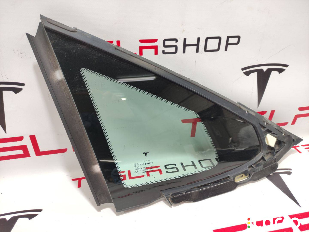 1051820-00-E, 1051820-80-D, 1051820-99-A Форточка в заднее крыло Tesla Model S 2016г. - фото №1