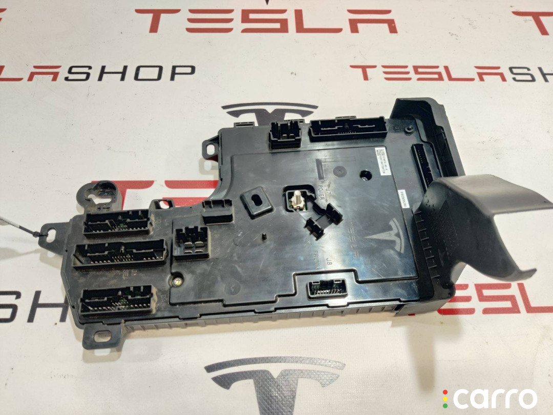 1078673-90-H, 1078673-90-K, 1461512-00-B блок управления BCM (бортовой сети) Tesla Model 3 2019г. - фото №1