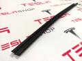 1600171-00-A, 1873551-22-A молдинг двери передней левой Tesla Model S 2-й рест 2021г. - фото №3