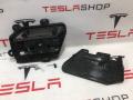 1100300-S0-A, 1009830-00-A скелет ручки двери задней левой Tesla Model S 2-й рест 2021г. - фото №2