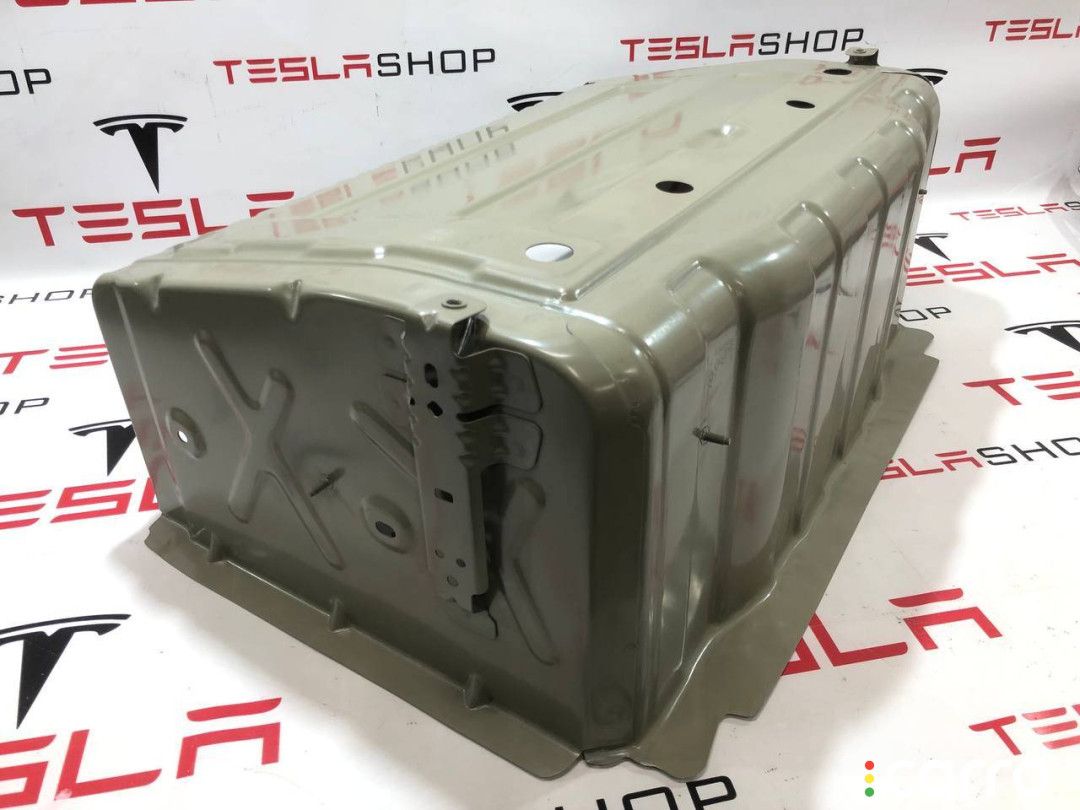 1095966-S0-A задняя часть кузова Tesla Model 3 - фото №2