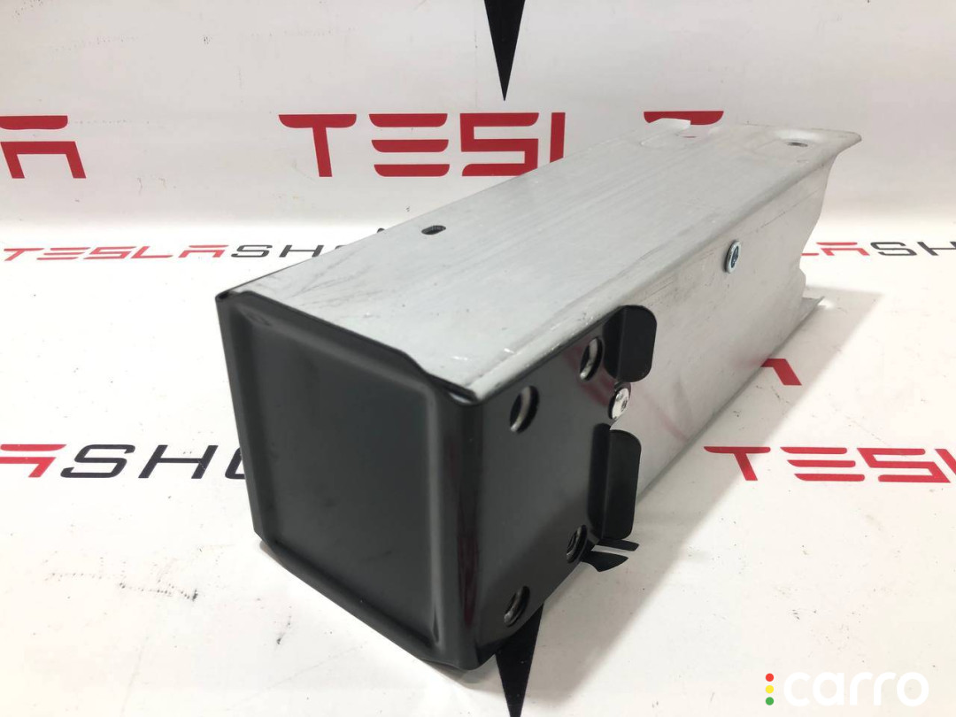1088148-00-F Лонжерон левый Tesla Model 3 - фото №1