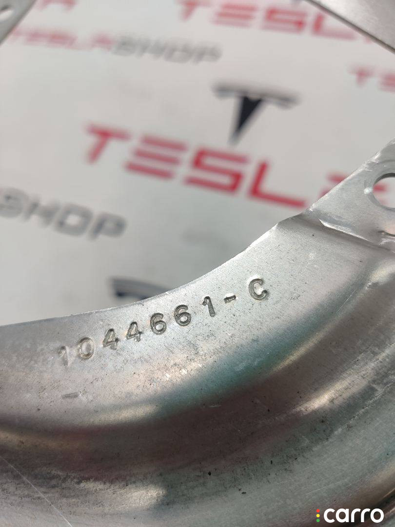 1044661-00-C Кожух тормозного диска Tesla Model 3 2019г. - фото №3