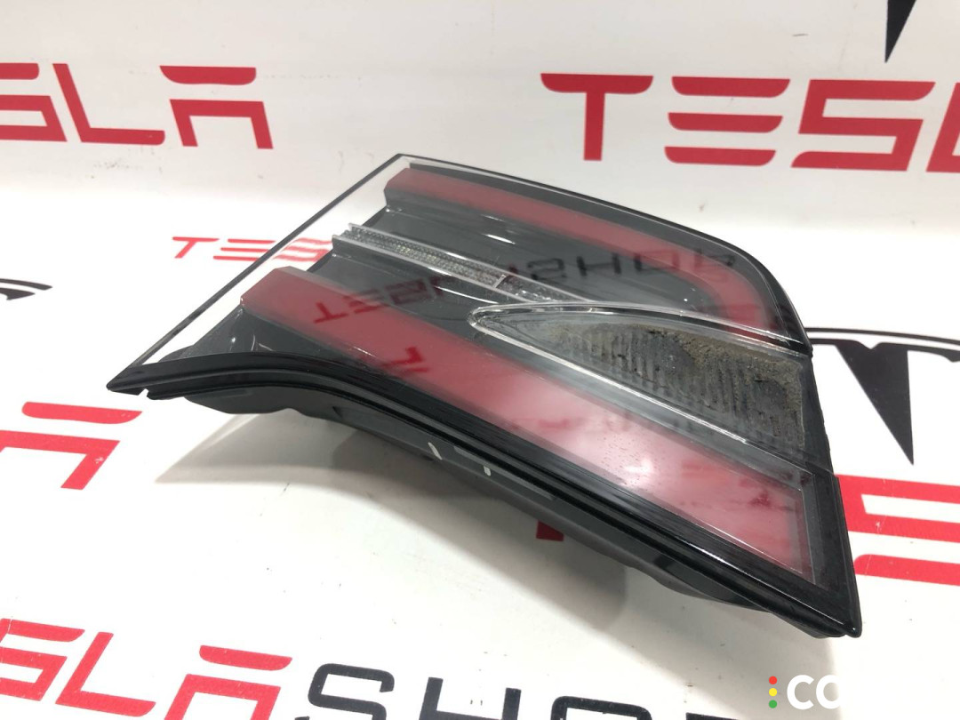 1034336-00-B фонарь крышки багажника левый Tesla Model X 2019г. - фото №3