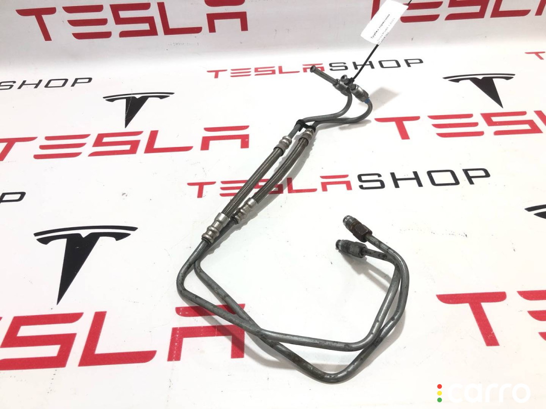 1044711-00-D трубка тормозная Tesla Model 3 2019г. - фото №1