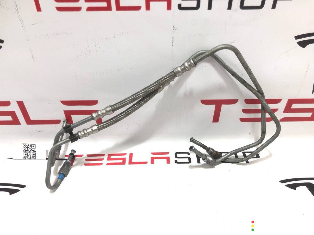 1044711-00-D трубка тормозная Tesla Model 3 2019г. - фото №3