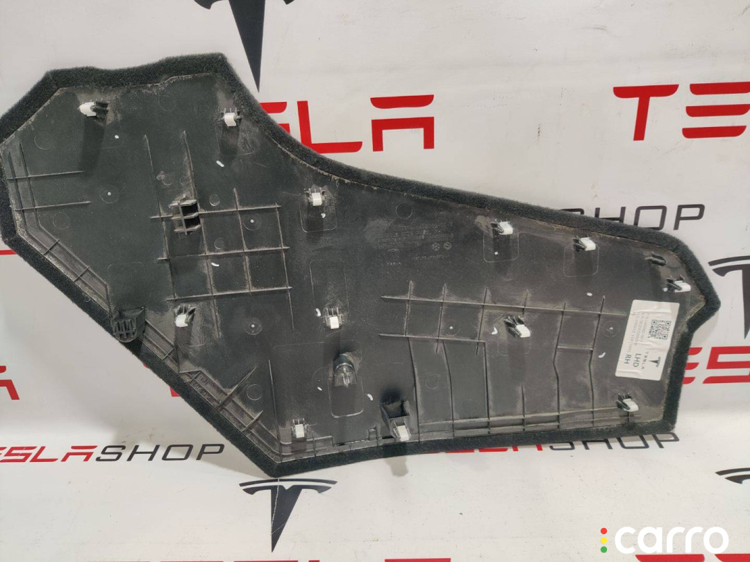 1493062-00-B Накладка центральной консоли Tesla Model Y 2021г. - фото №2