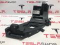 1043357-00-F крепление фары (кронштейн фары) левой Tesla Model X 2019г. - фото №2