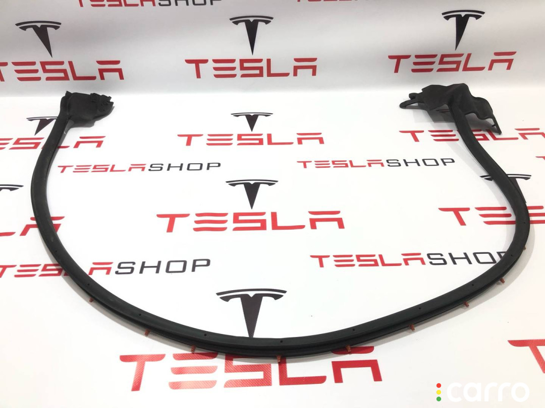 1615099-00-B Уплотнитель передней двери Tesla Model S 2-й рест 2021г. - фото №1