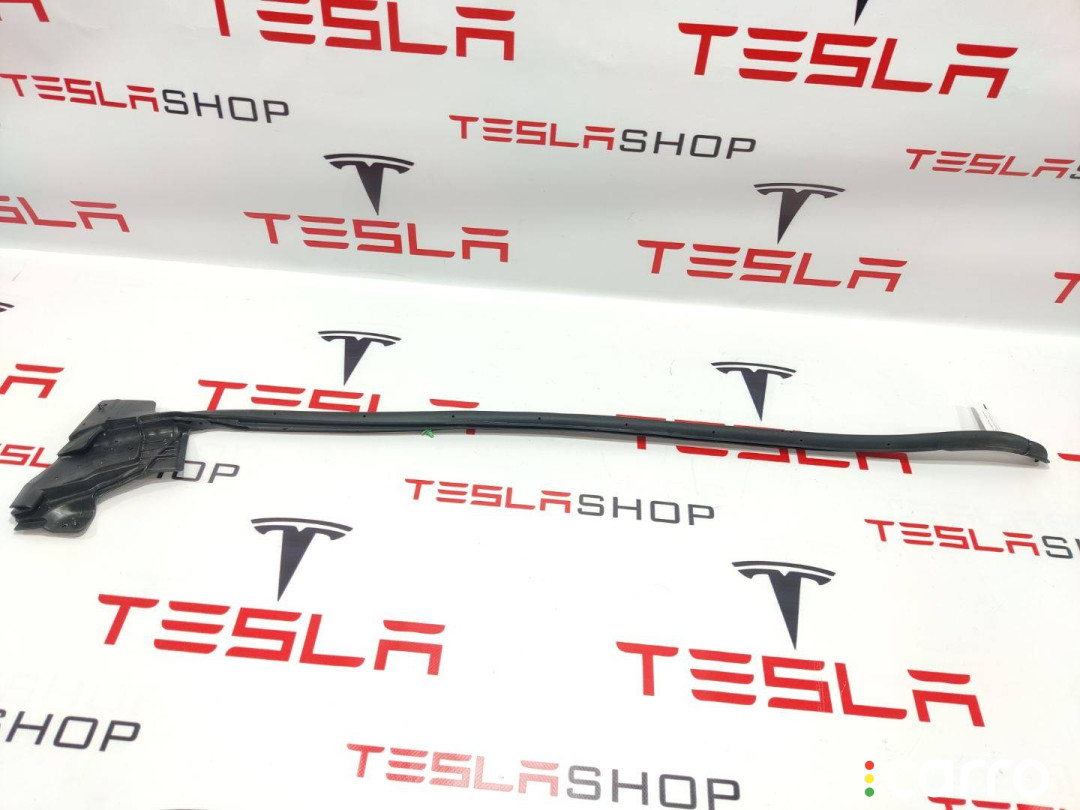 1615100-00-B Уплотнитель задней двери Tesla Model S 2-й рест 2021г. - фото №1