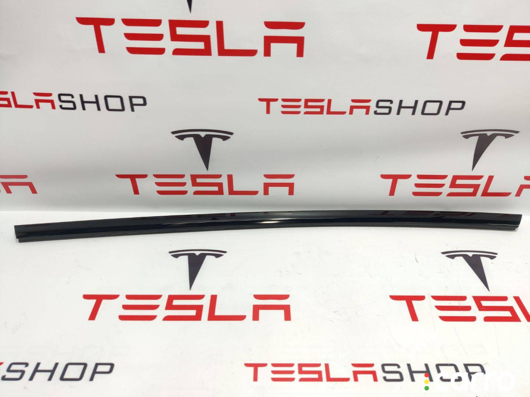 1600177-00-A молдинг двери задней правой Tesla Model S 2-й рест 2021г. - фото №1