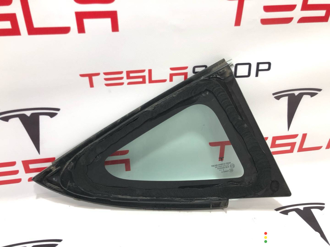 1098757-00-G, 1514978-00-B Форточка в заднее крыло Tesla Model 3 2019г. - фото №3