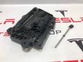 1071880-00-A, 1046121-00-E, 1100299-S0-A ручка наружная двери левой Tesla Model S - фото №2