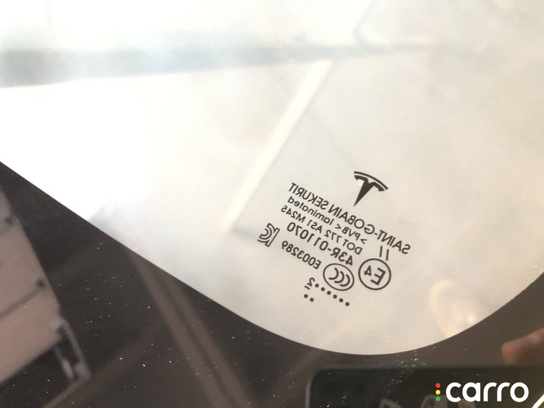 1498233-00-C, 1533237-00-C Стекло лобовое Tesla Model Y 2022г. - фото №2