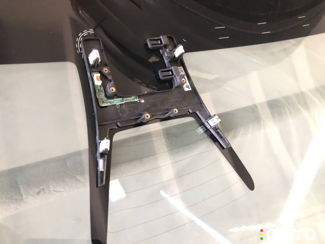 1498233-00-C, 1533237-00-C Стекло лобовое Tesla Model Y 2022г. - фото №4