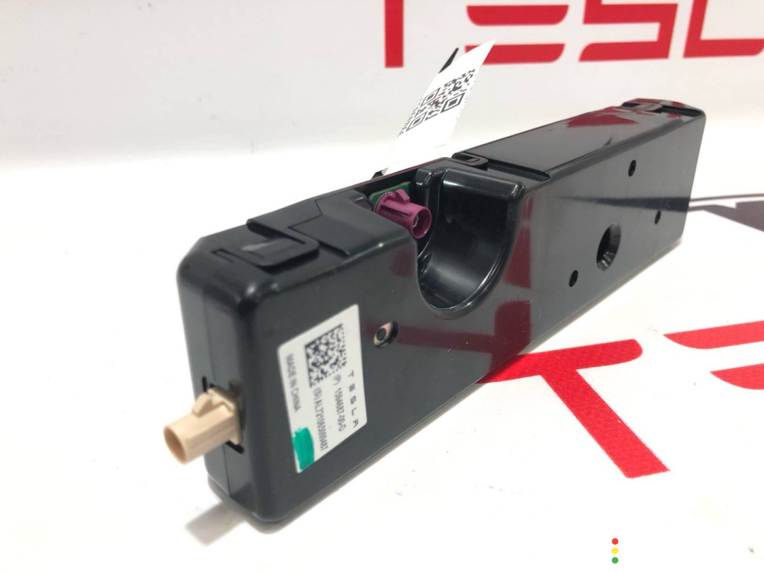 1594687-00-E антенна Tesla Model S 2-й рест 2021г. - фото №1