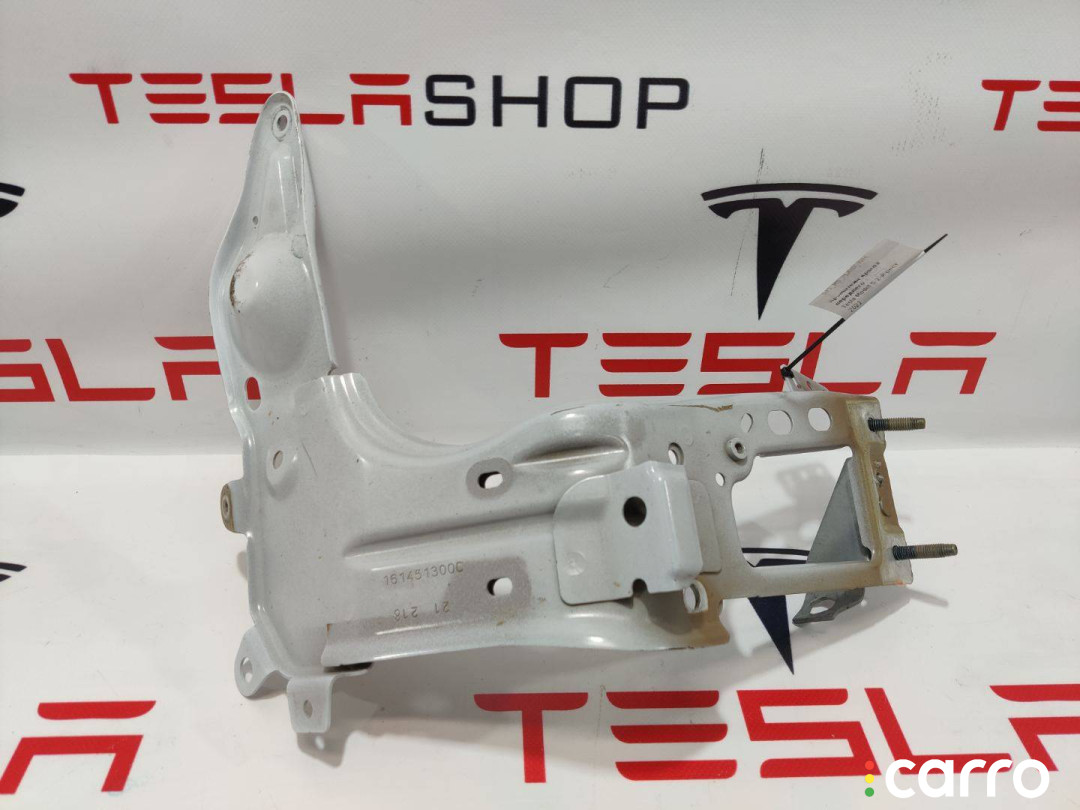 1553707-S0-C, 1614513-00-B, 1614517-00-A Кронштейн крыла переднего Tesla Model S 2-й рест 2021г. - фото №1
