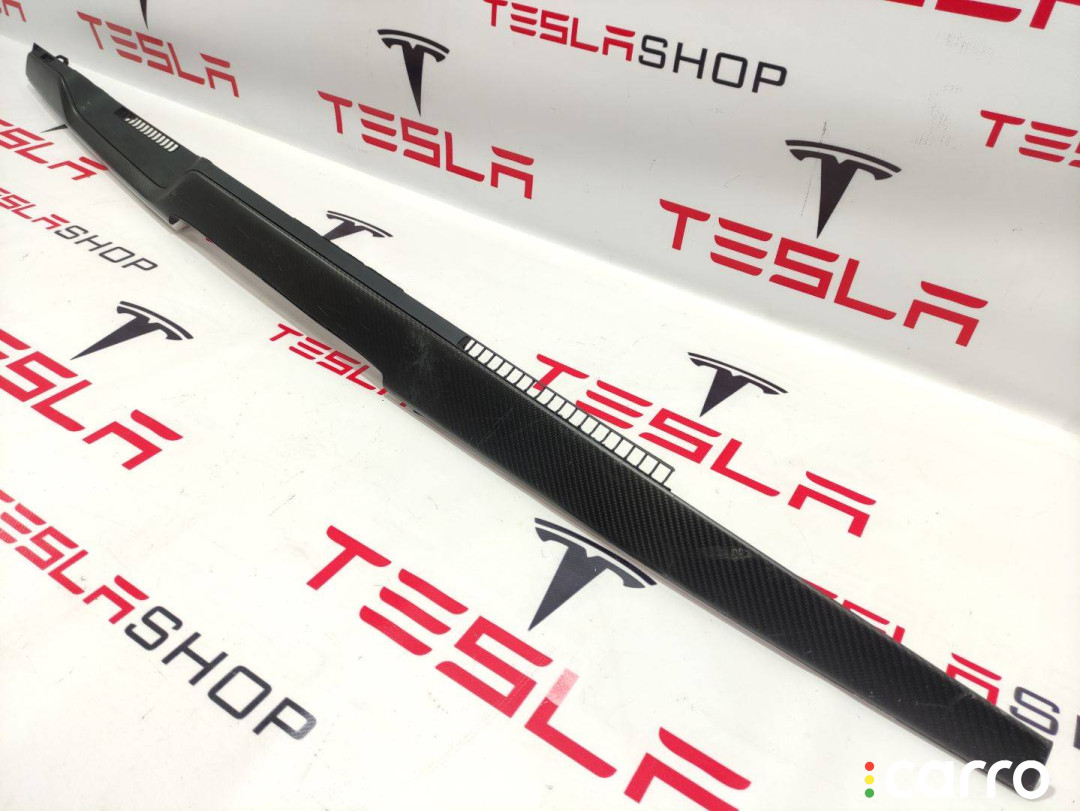 1562968-70-C панель передняя салона (торпедо) Tesla Model S 2-й рест 2021г. - фото №1