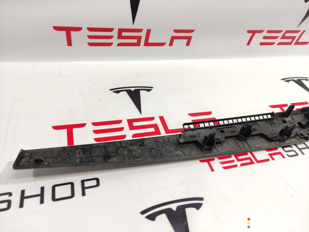 1562968-70-C панель передняя салона (торпедо) Tesla Model S 2-й рест 2021г. - фото №7