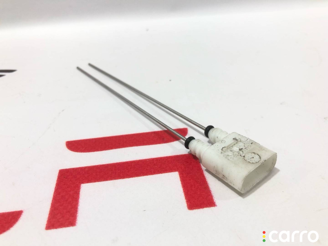 1591414-00-A, 1610491-00-A Датчик уровня охлаждающей жидкости Tesla Model S 2-й рест 2021г. - фото №1