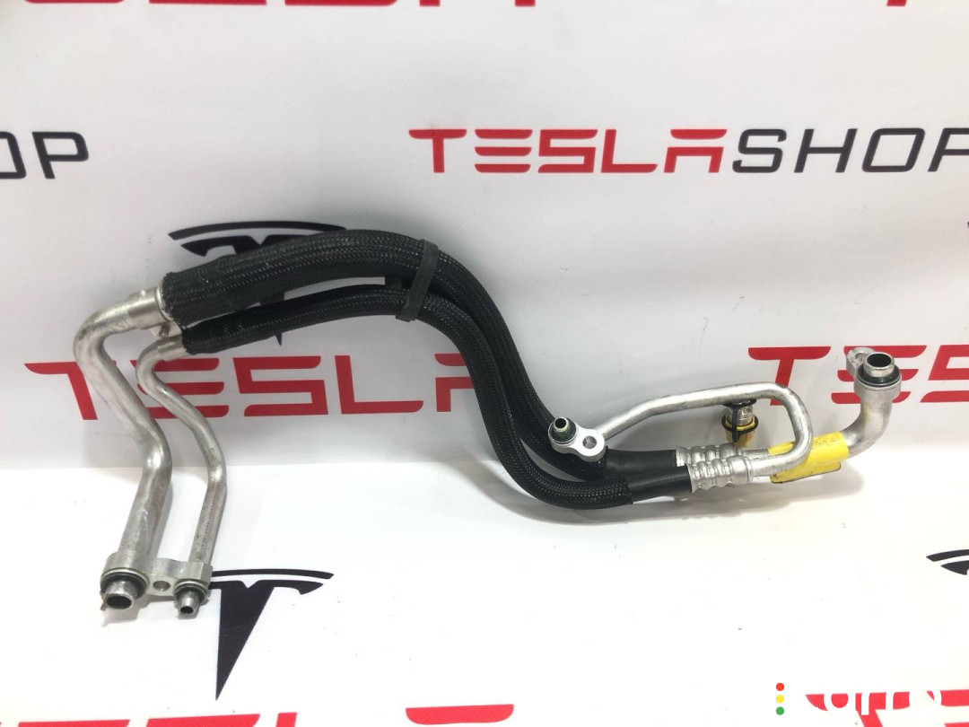 1502022-00-B, 1501256-01-M Трубка кондиционера Tesla Model Y - фото №3