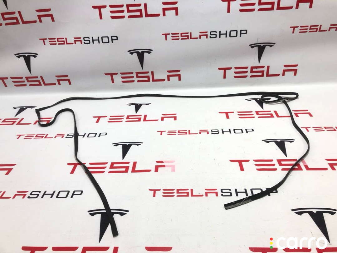 1472925-00-B, 1472925-99-C, 1111787-00-A уплотнитель Tesla Model 3 - фото №2