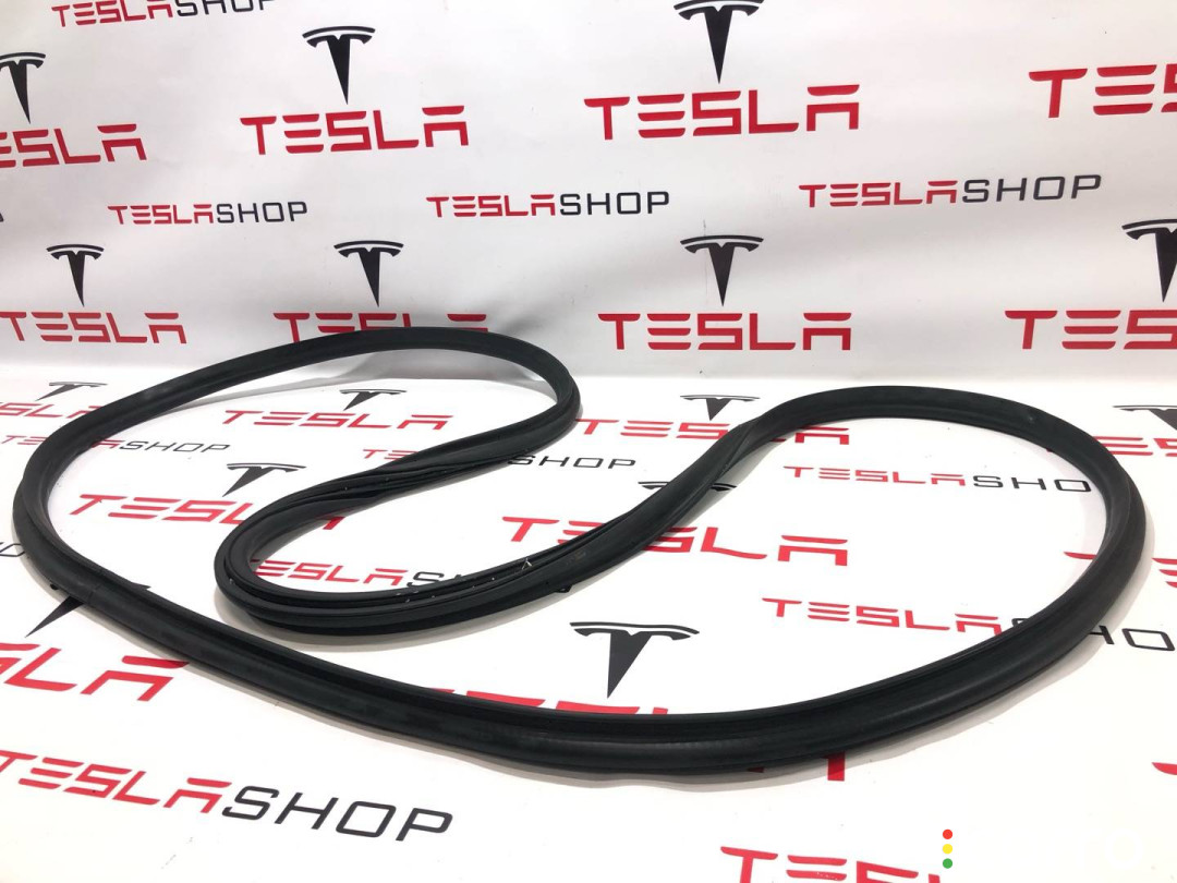 1613450-00-A уплотнитель багажника Tesla Model S 2-й рест 2021г. - фото №2