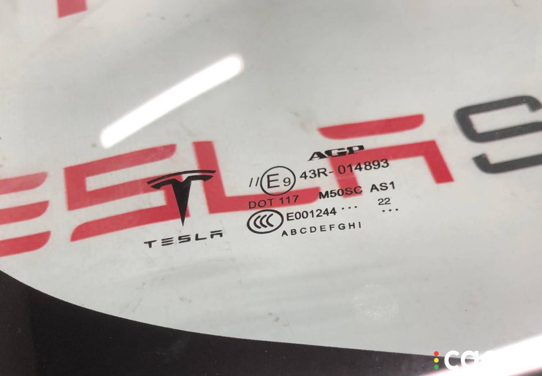 1569545-00-F, 1775383-99-H Стекло лобовое Tesla Model S 2-й рест 2022г. - фото №2
