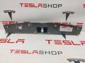 1037897-00-E, 1037898-00-D Накладка крышки багажника Tesla Model X 2019г. - фото №3