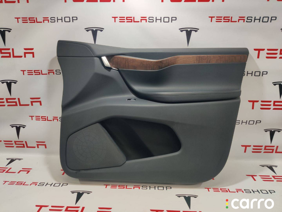 1055483-22-L обшивка двери передней правой Tesla Model X 2019г. - фото №1